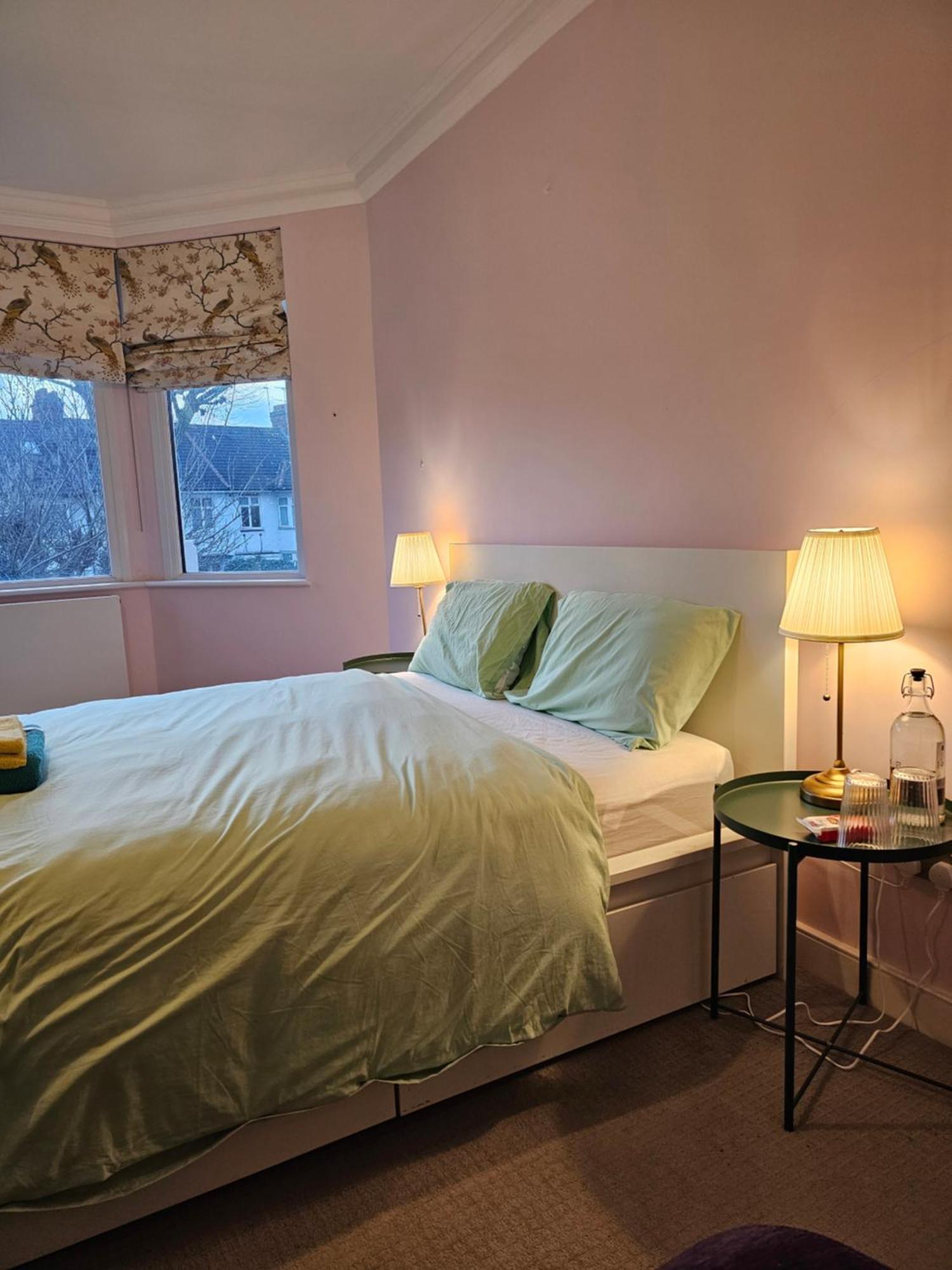 Brentford House Bed & Breakfast Exterior photo